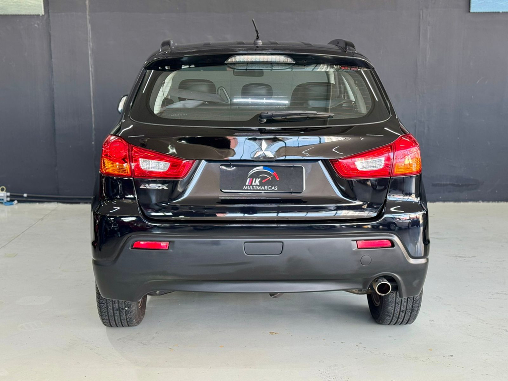 Mitsubishi ASX Preto