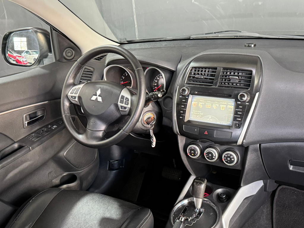Mitsubishi ASX Preto
