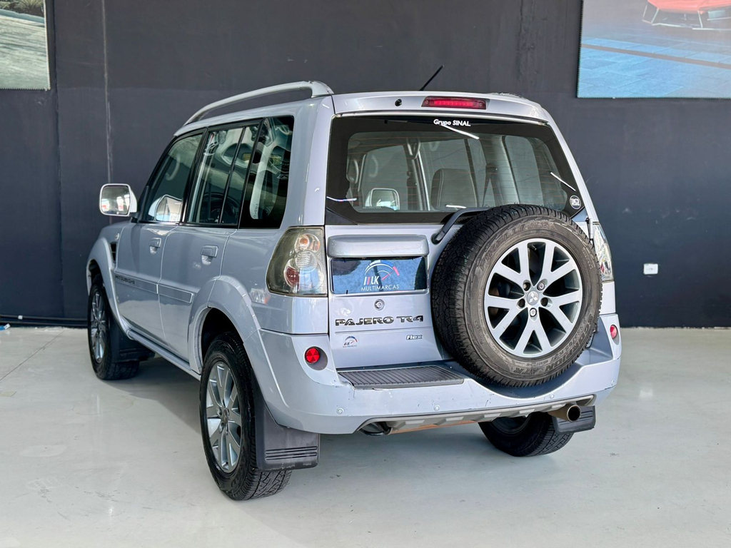 Mitsubishi Pajero TR4 Prata