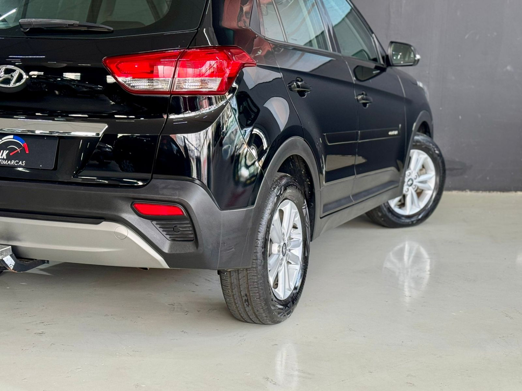 Hyundai Creta Preto