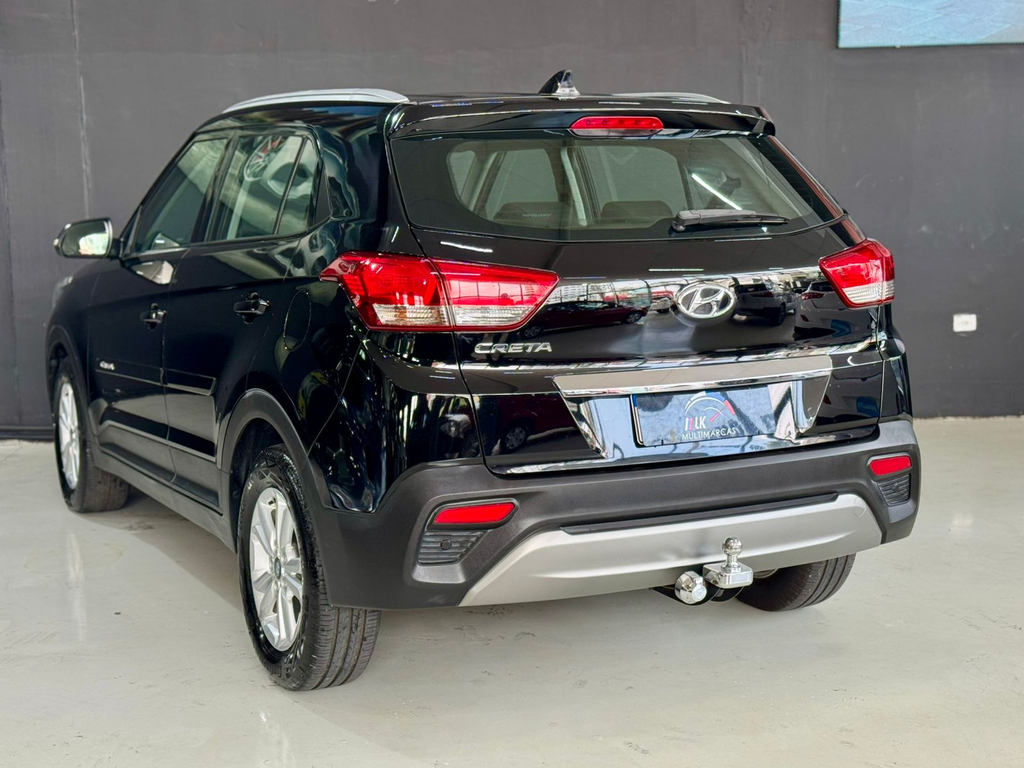 Hyundai Creta Preto