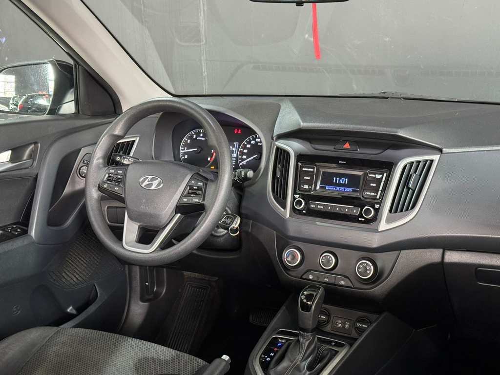Hyundai Creta Preto