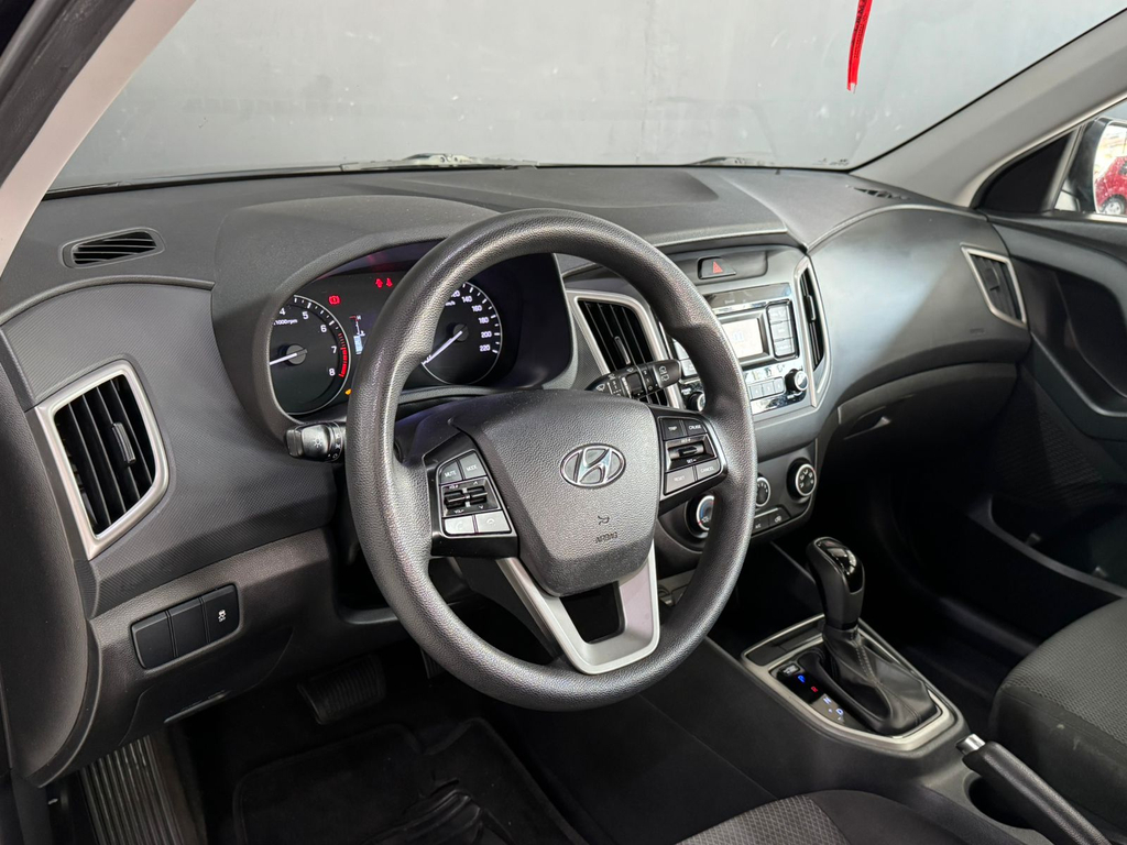 Hyundai Creta Preto