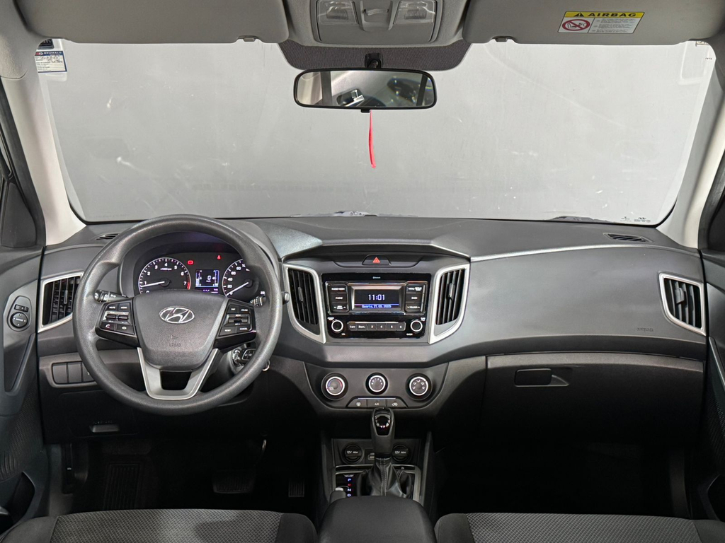 Hyundai Creta Preto