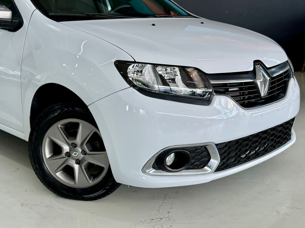 Renault Sandero Branco