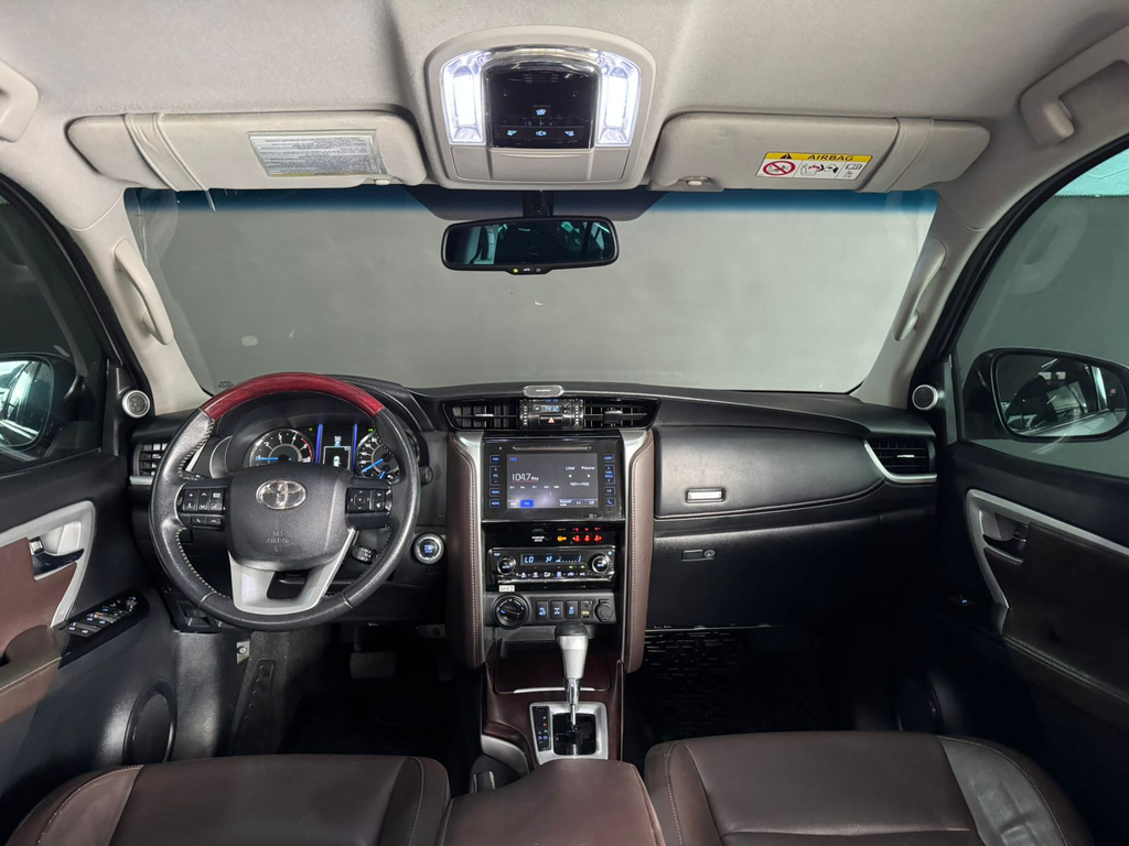 Toyota Hilux Prata