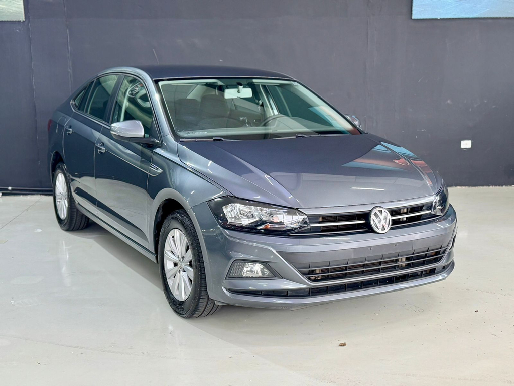 Volkswagen Virtus Cinza