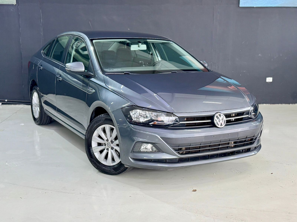 Volkswagen Virtus Cinza