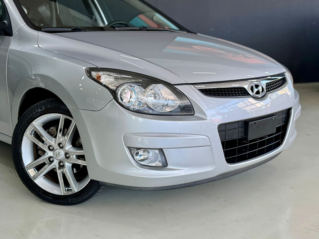 Hyundai i30 Prata