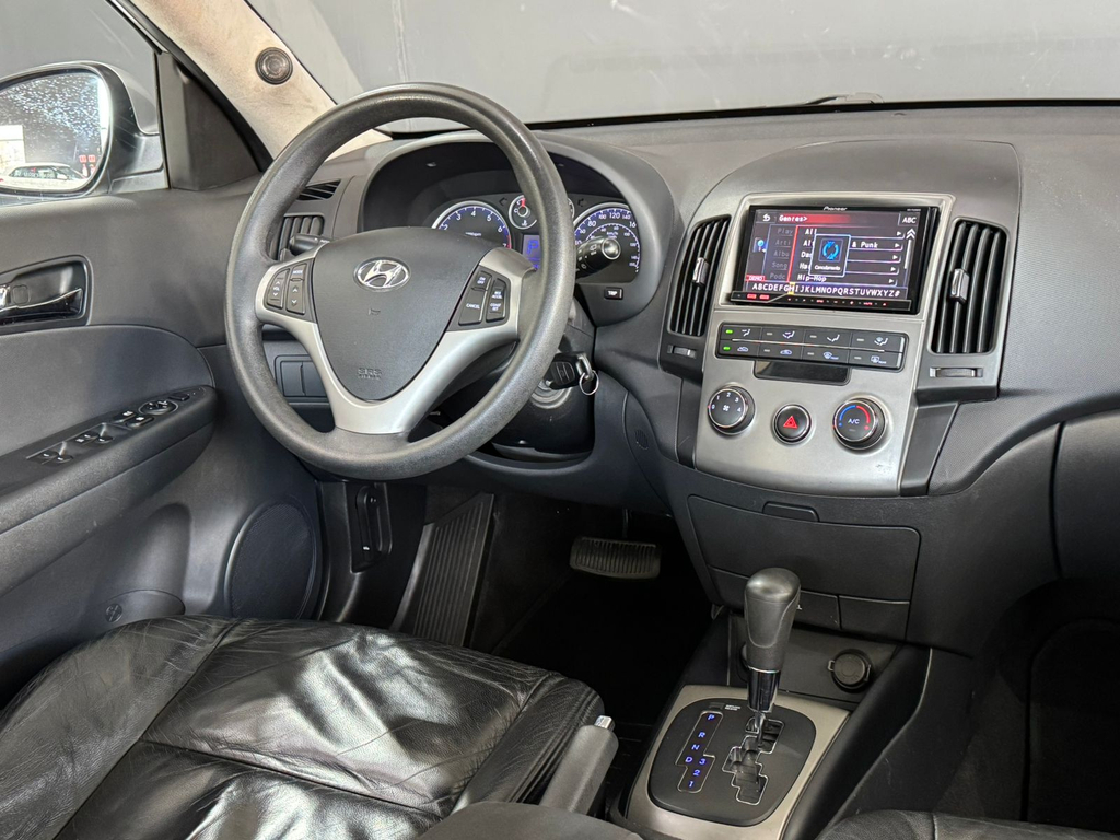 Hyundai i30 Prata