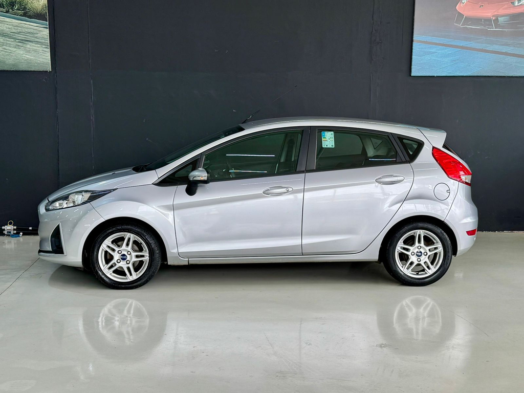 Ford New Fiesta Hatch Prata