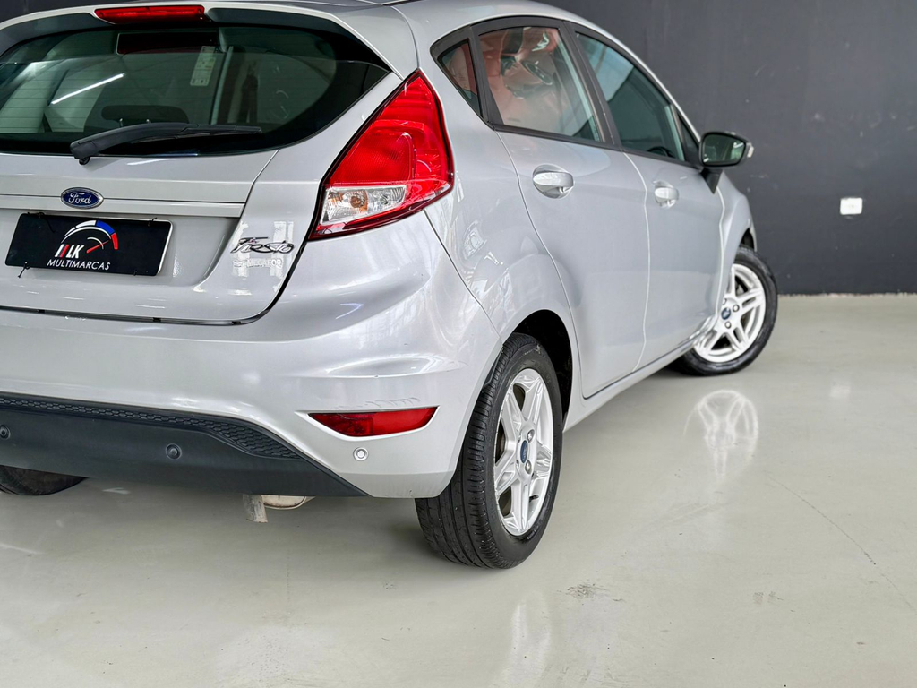 Ford New Fiesta Hatch Prata