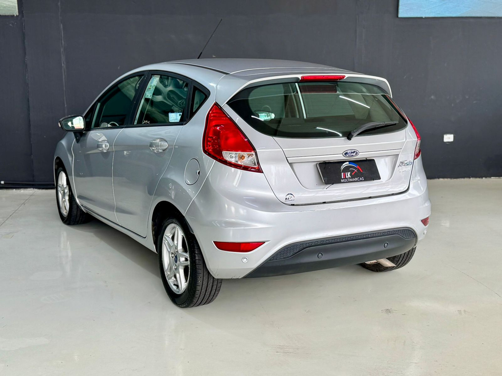 Ford New Fiesta Hatch Prata