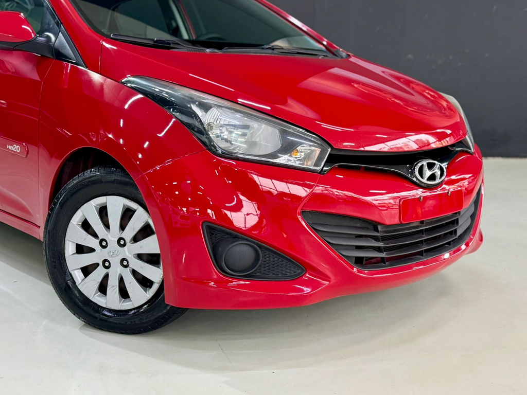 Hyundai HB20 Vermelho