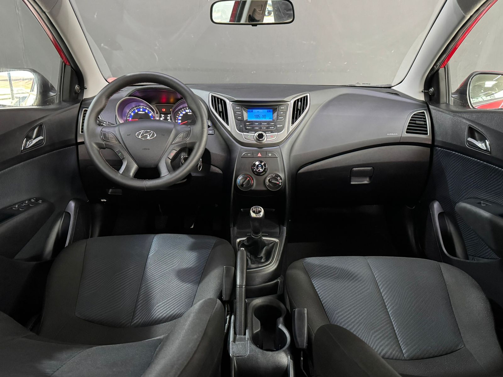 Hyundai HB20 Vermelho