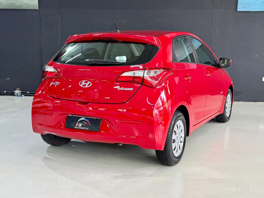 Hyundai HB20 Vermelho