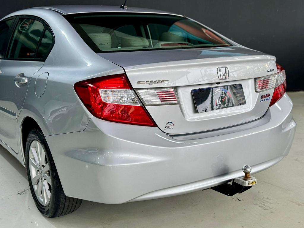 Honda Civic Sedan Prata