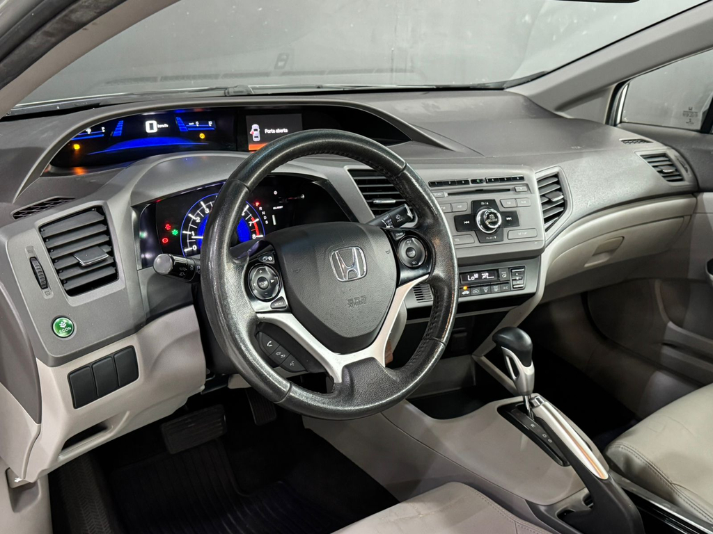 Honda Civic Sedan Prata