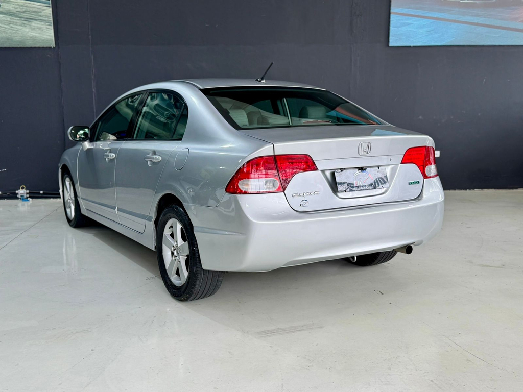 Honda Civic Prata