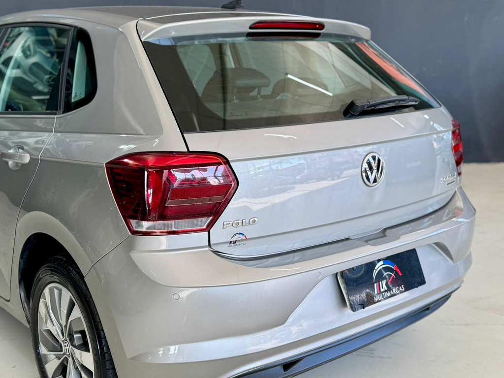 Volkswagen Polo Hatch Prata