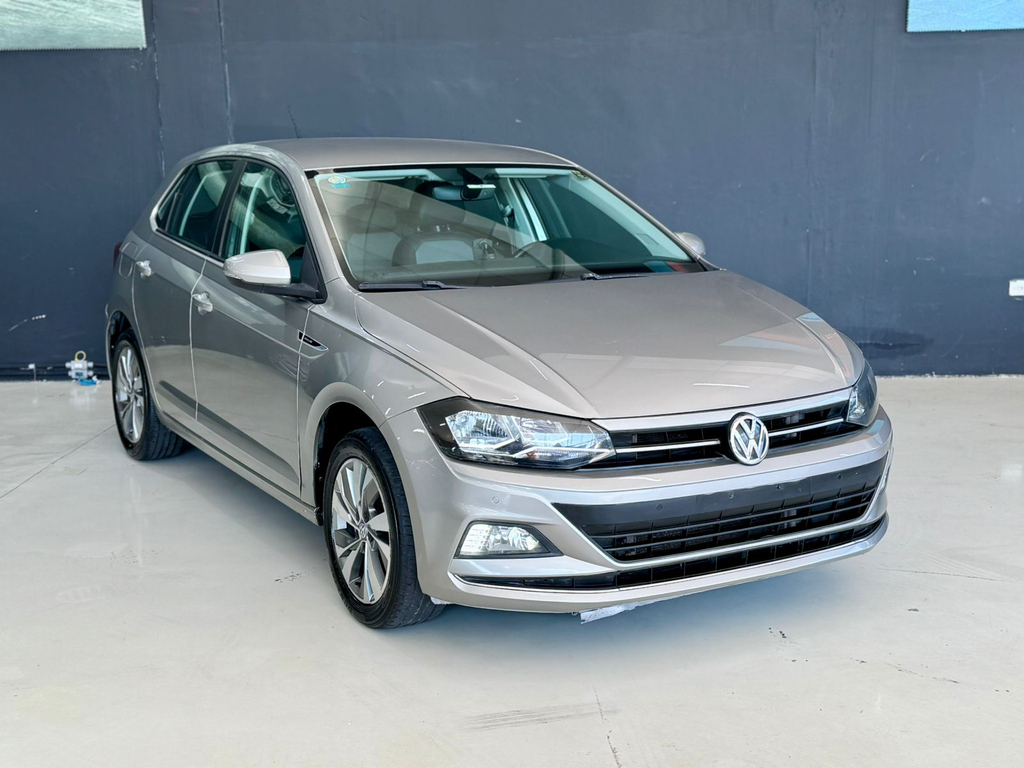Volkswagen Polo Hatch Prata