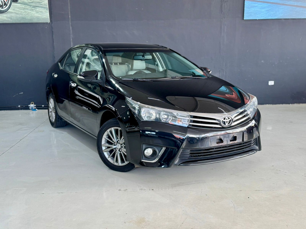 Toyota Corolla Preto