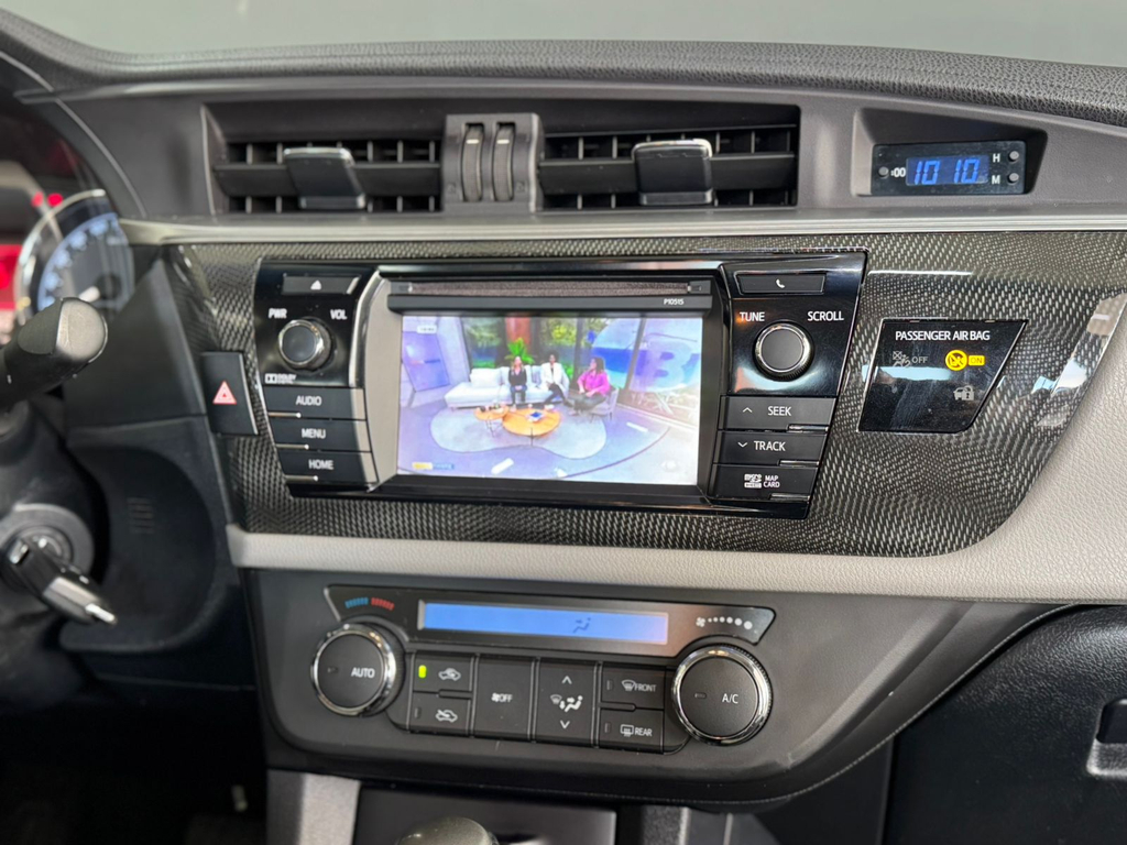 Toyota Corolla Preto