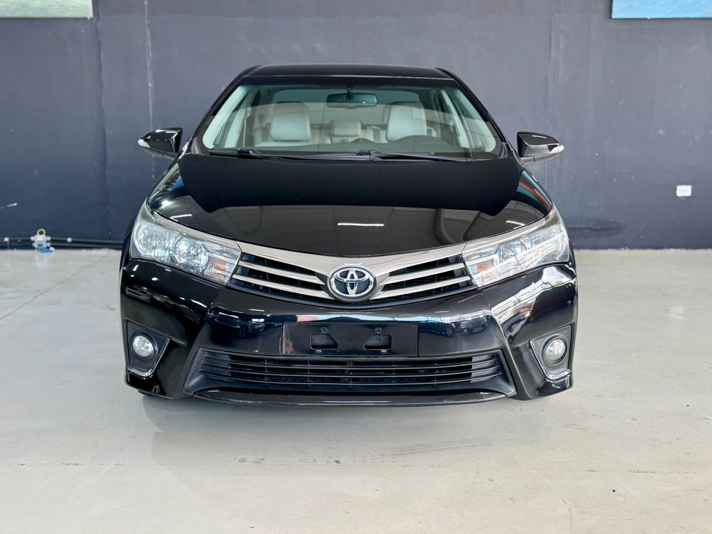 Toyota Corolla Preto