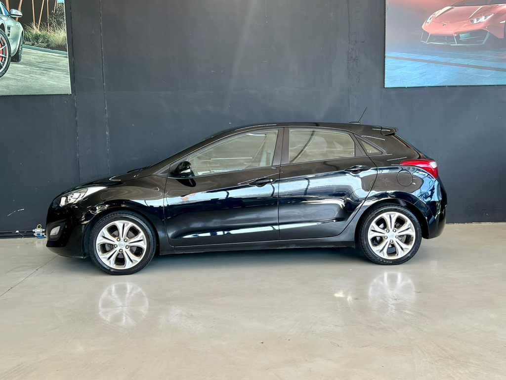 Hyundai i30 Preto