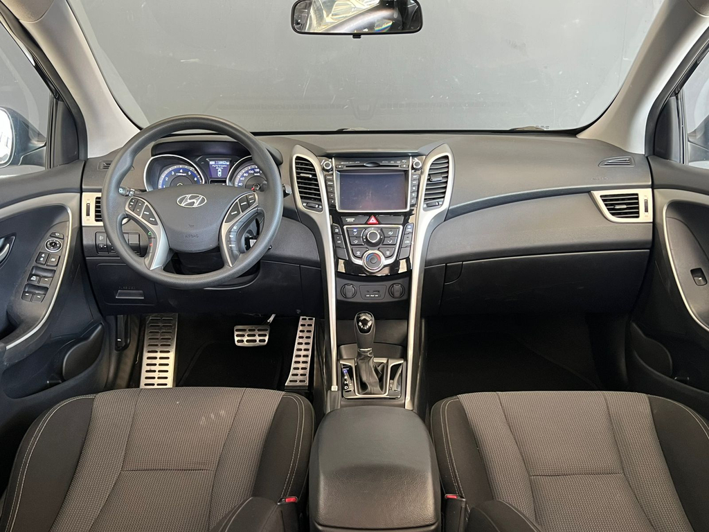Hyundai i30 Preto