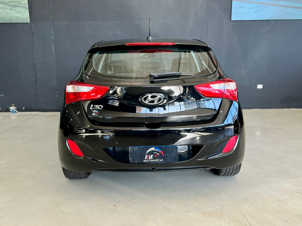 Hyundai i30 Preto