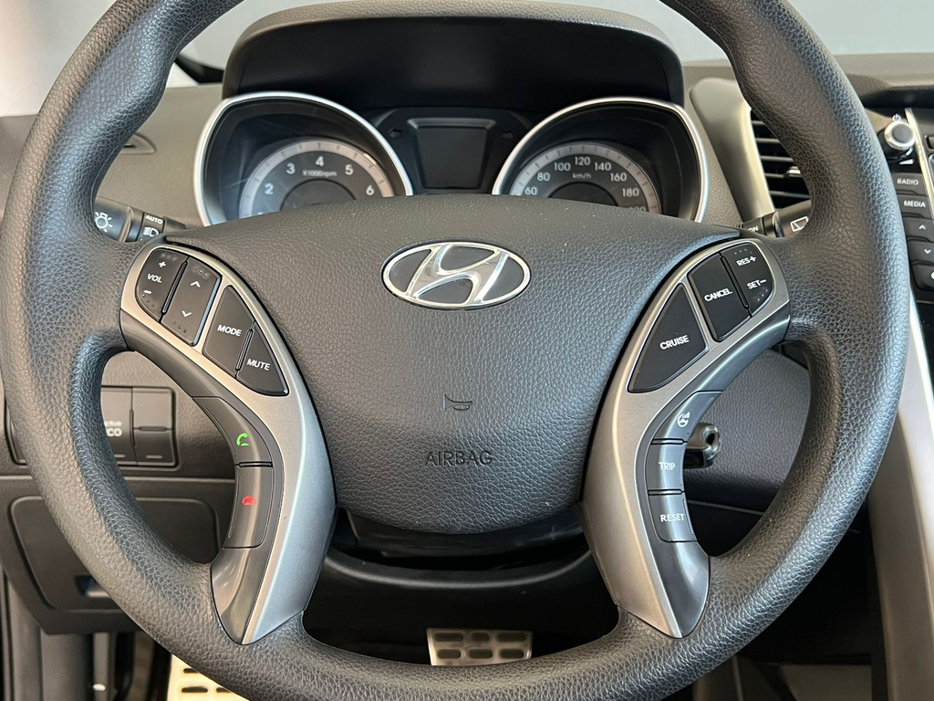 Hyundai i30 Preto
