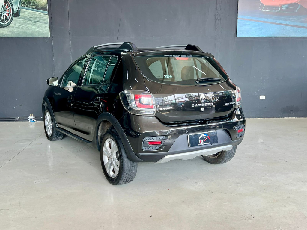 Renault Sandero Stepway Preto