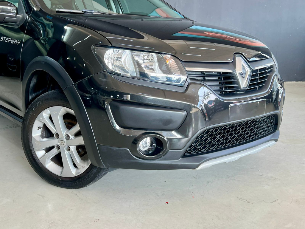 Renault Sandero Stepway Preto