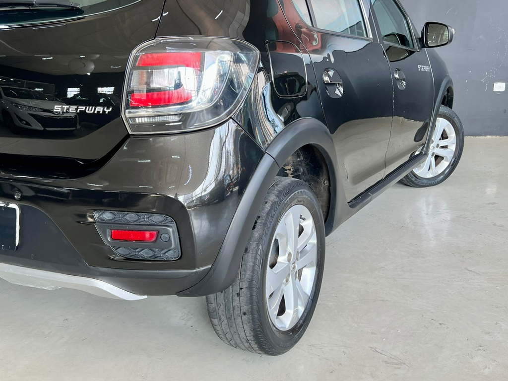 Renault Sandero Stepway Preto