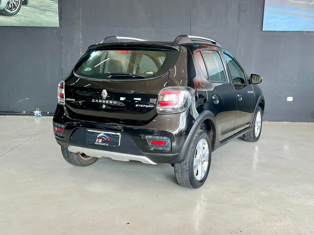Renault Sandero Stepway Preto