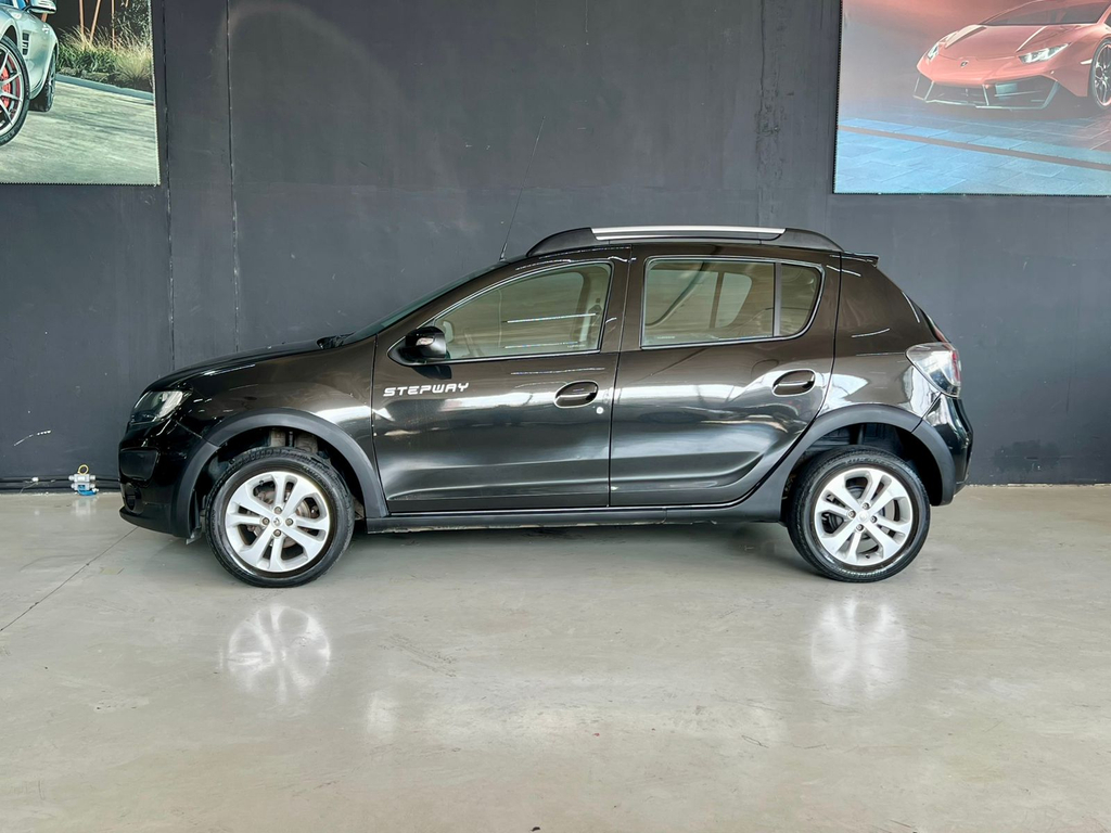 Renault Sandero Stepway Preto