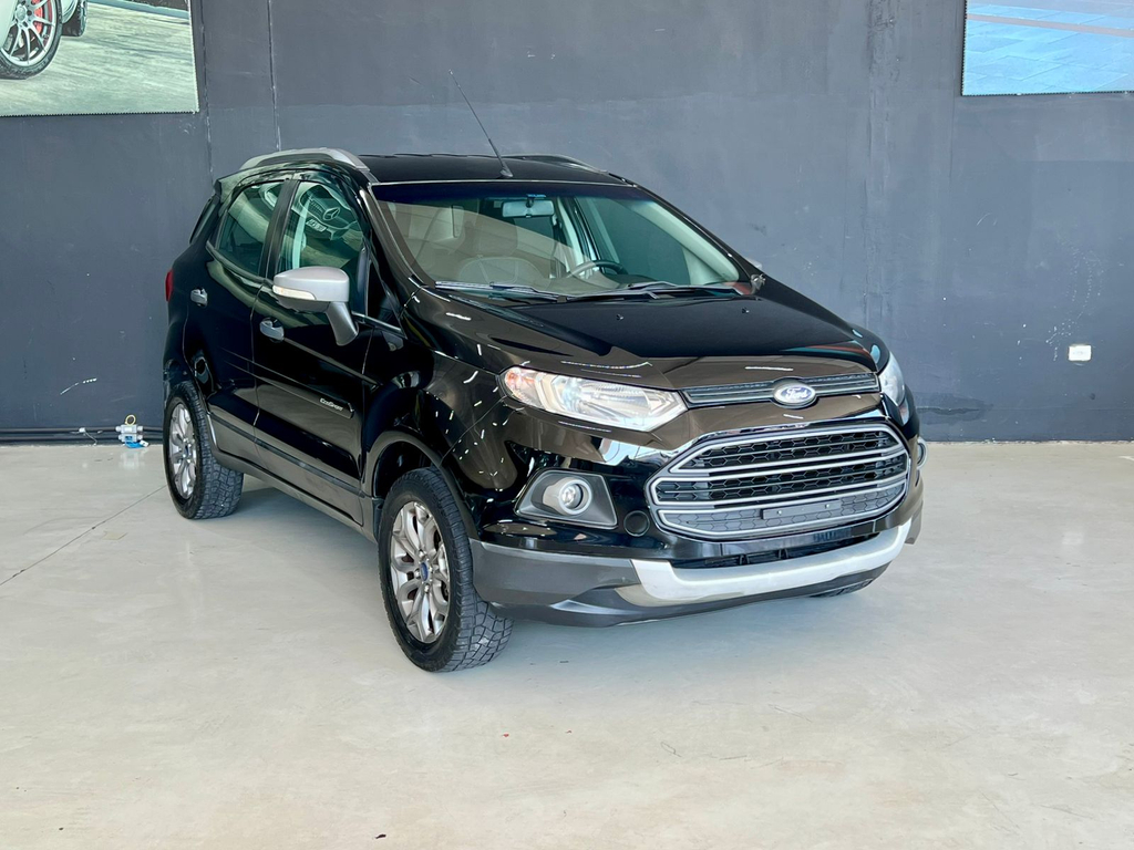 Ford EcoSport Preto