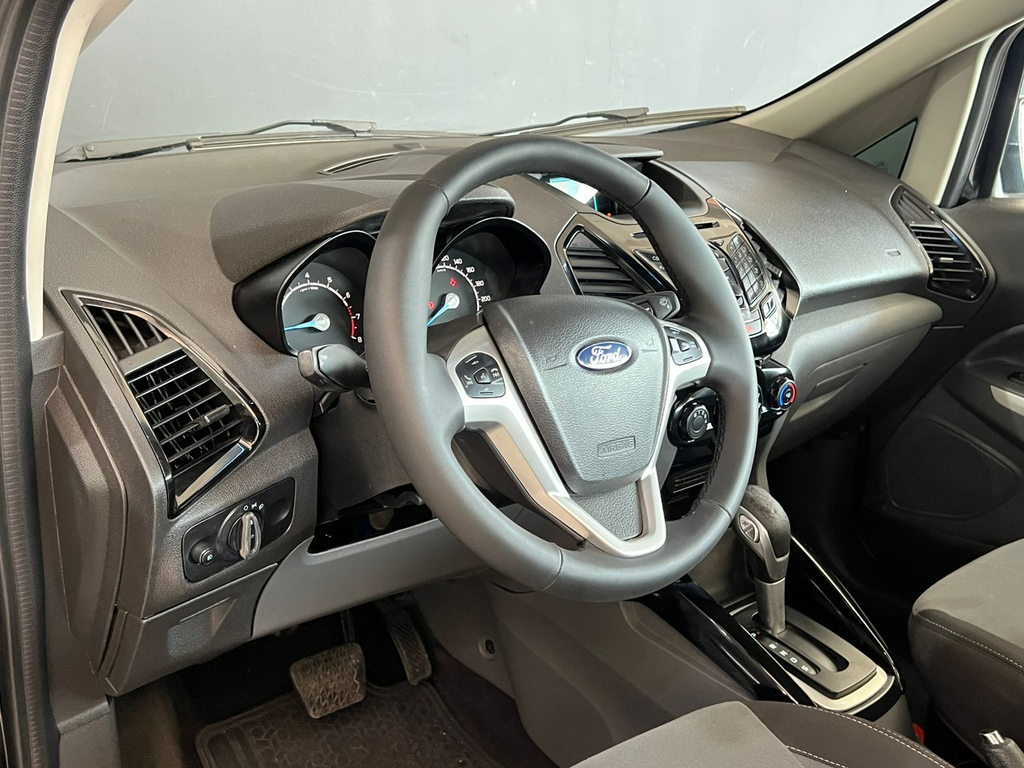 Ford EcoSport Preto