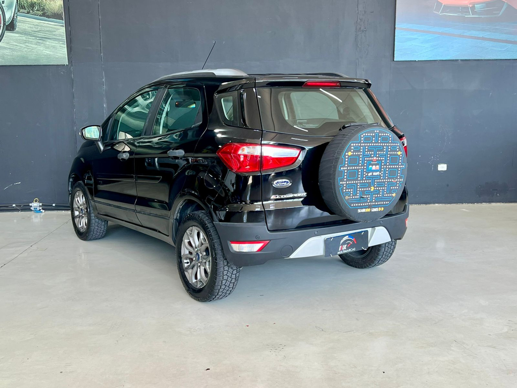 Ford EcoSport Preto