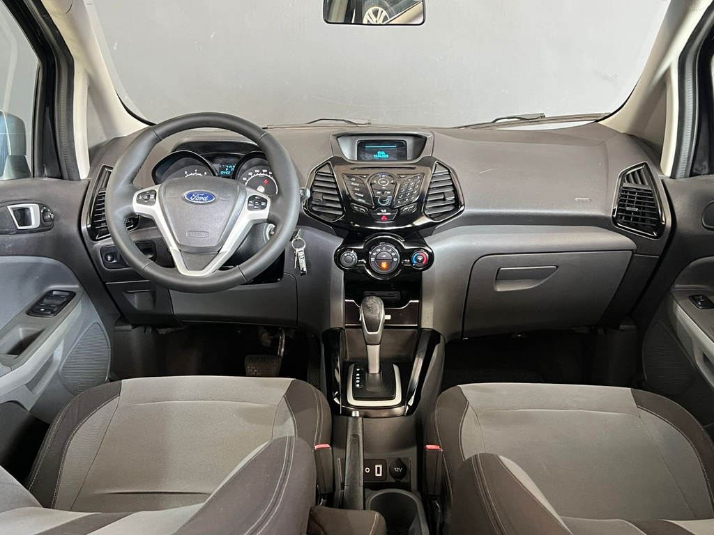 Ford EcoSport Preto