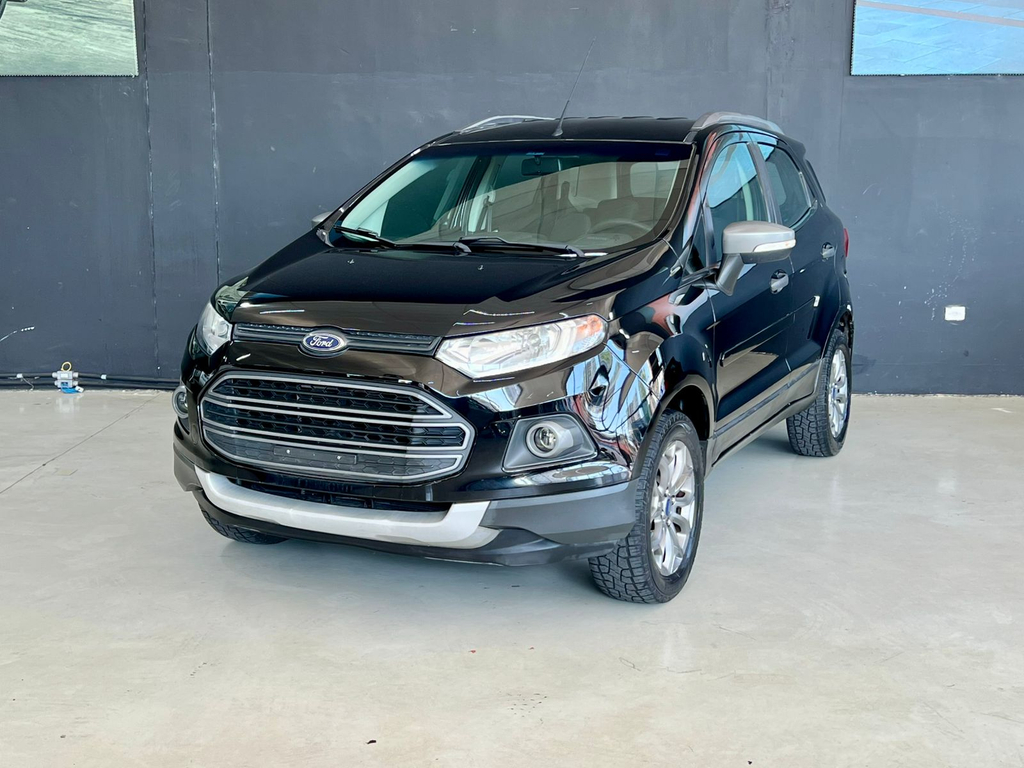 Ford EcoSport Preto