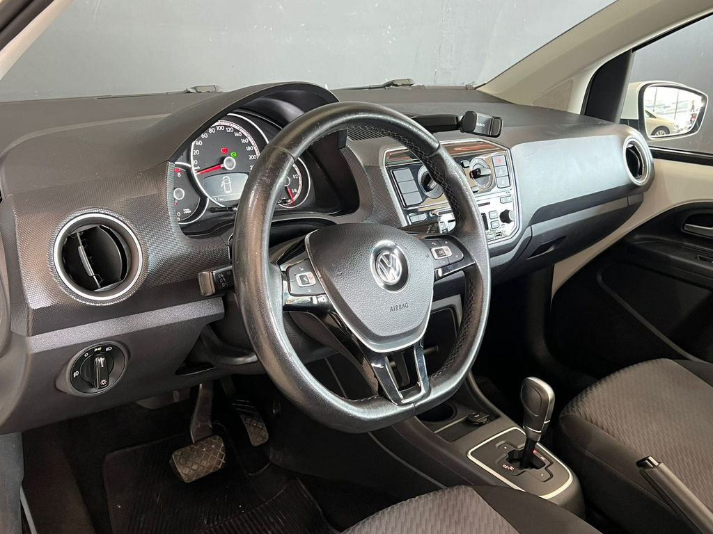 Volkswagen Up! Move Branco