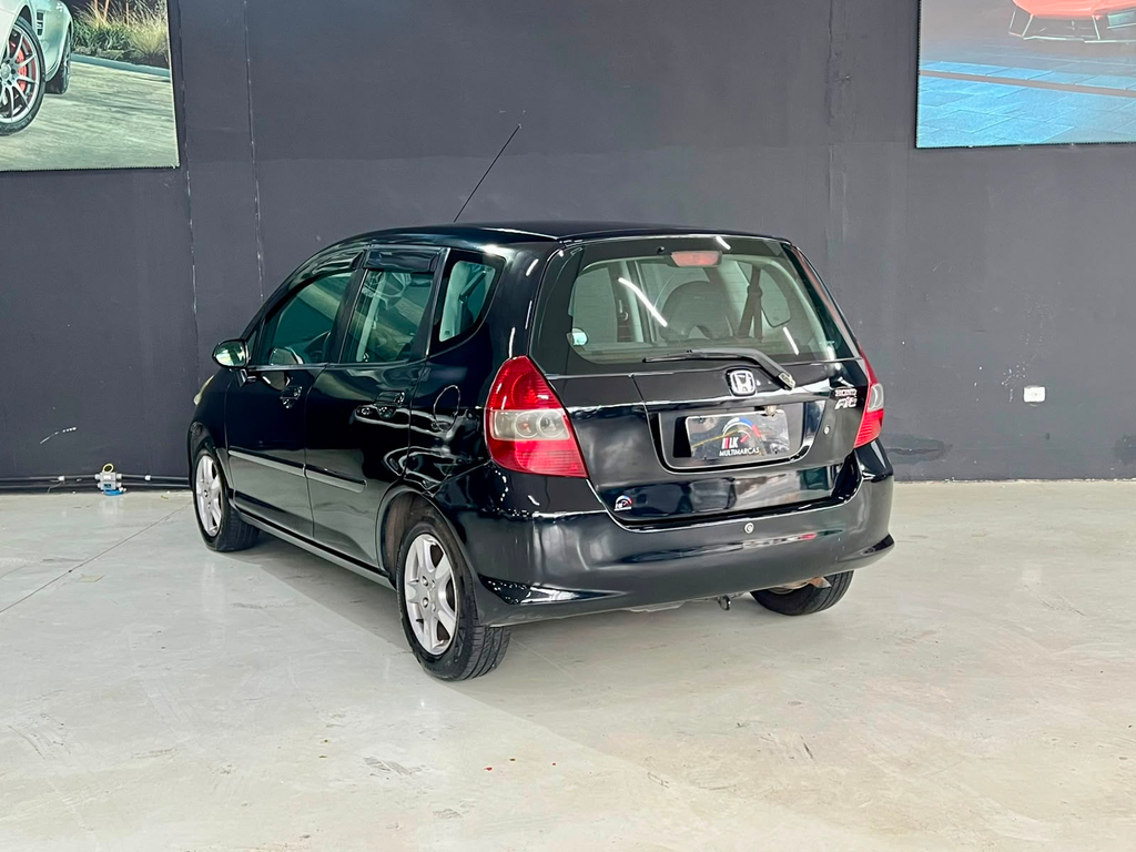 Honda Fit Preto