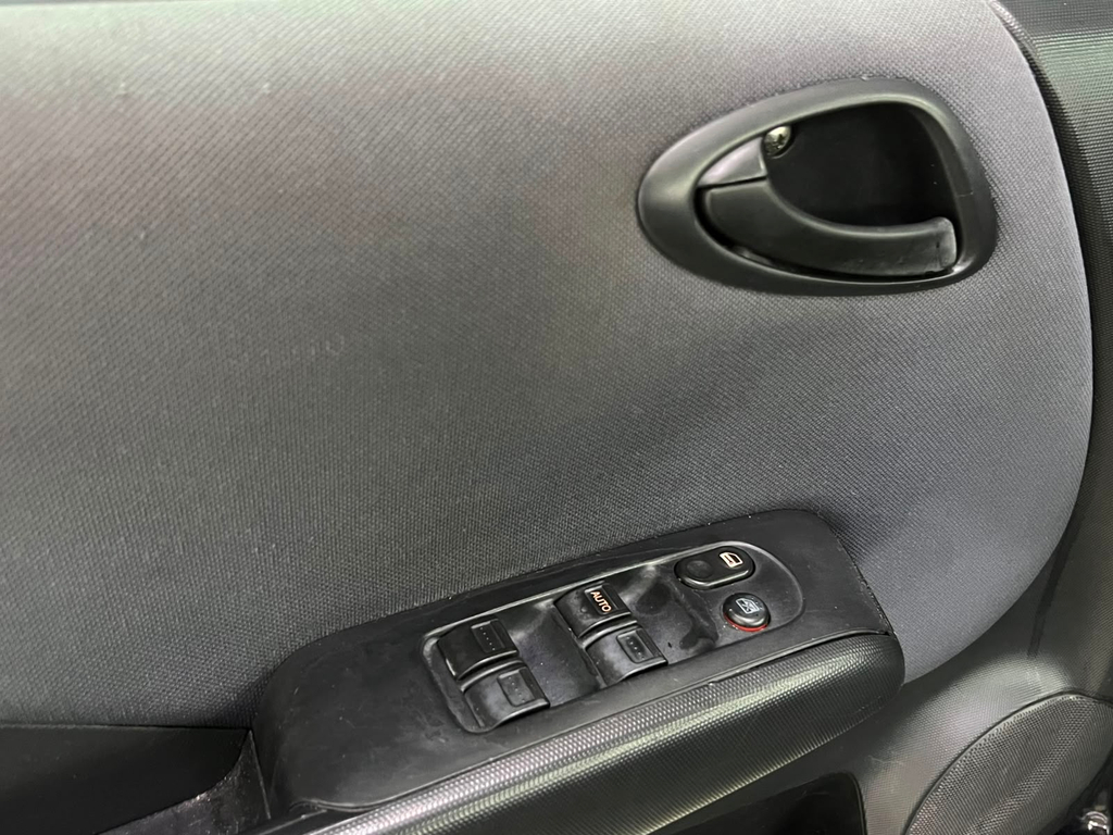 Honda Fit Preto