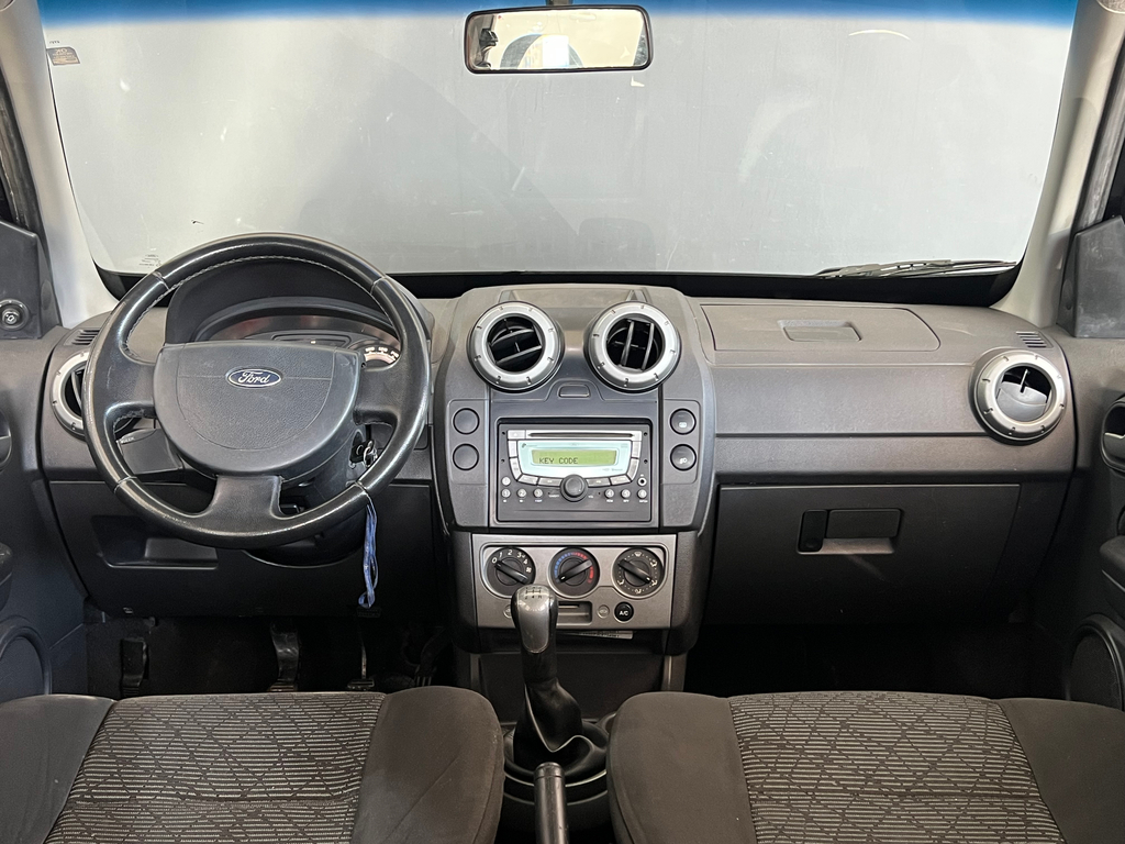 Ford EcoSport Preto
