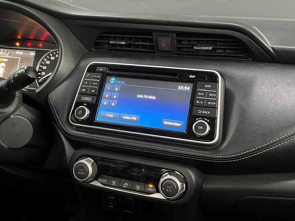 Nissan Kicks Cinza