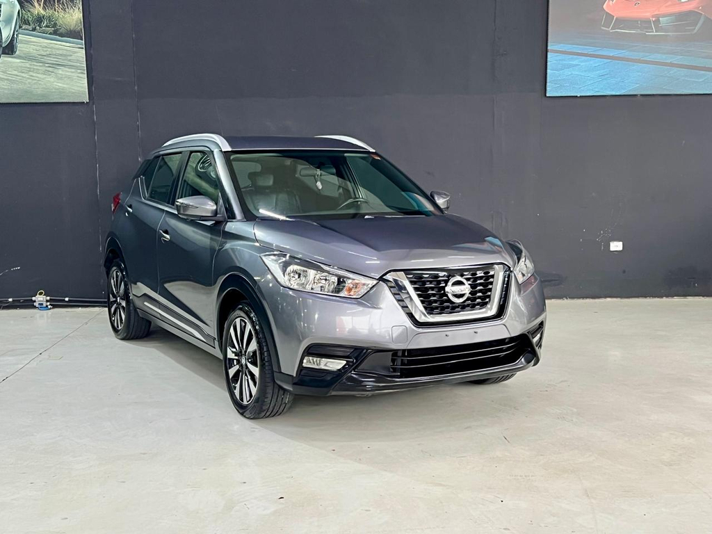 Nissan Kicks Cinza
