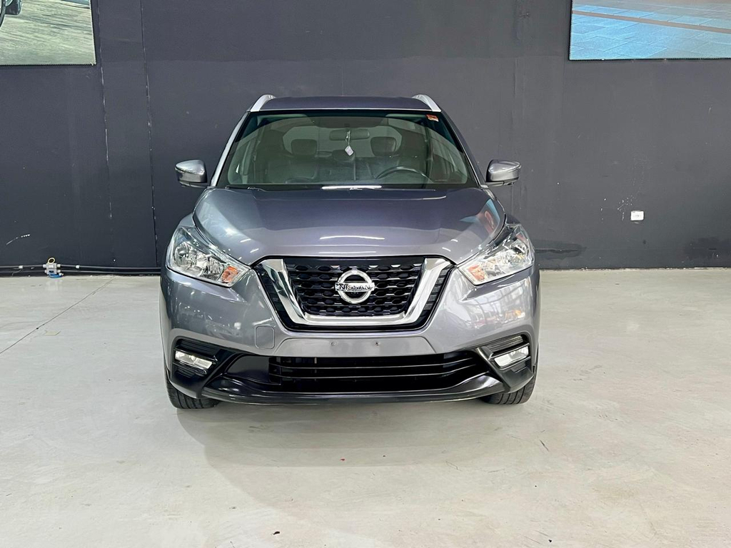 Nissan Kicks Cinza