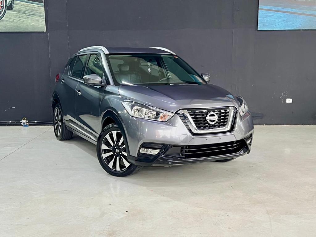Nissan Kicks Cinza